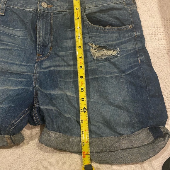 Old Navy Boyfriend Denim Shorts-Size 14 - Picture 5 of 6
